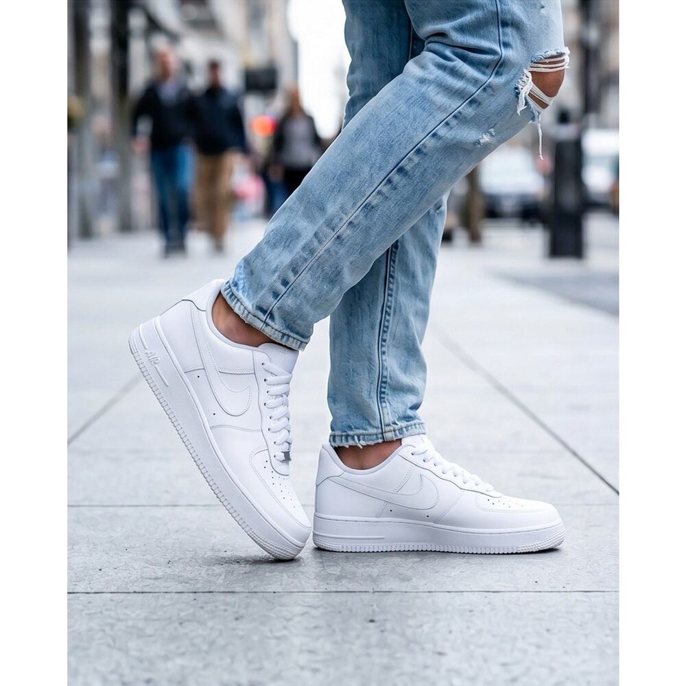 Nike Air Force 1 Triple White DD8959-100 Womens Size 9 - Picture 2 of 12